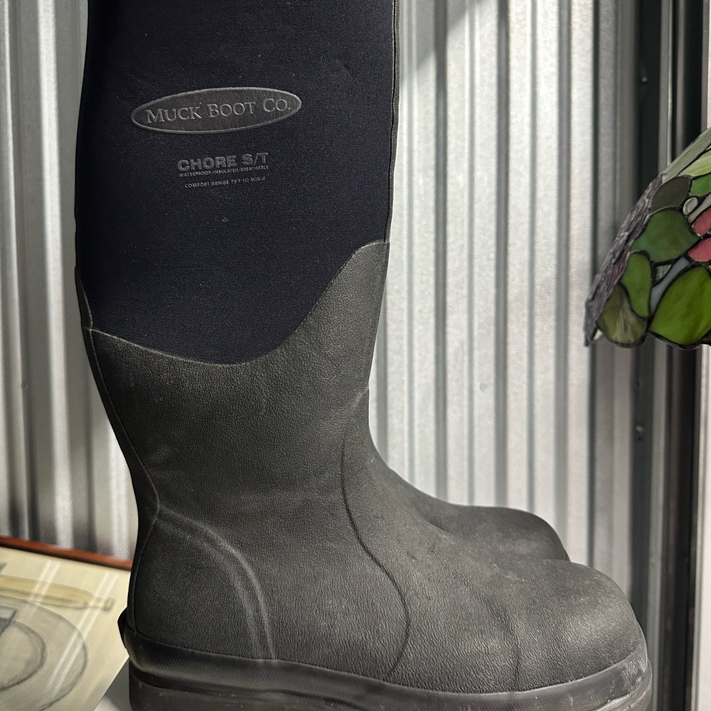 Muck Boot Co. Men's Black Chore S/T Boots Womens 8/8.5 steel toe safety toe